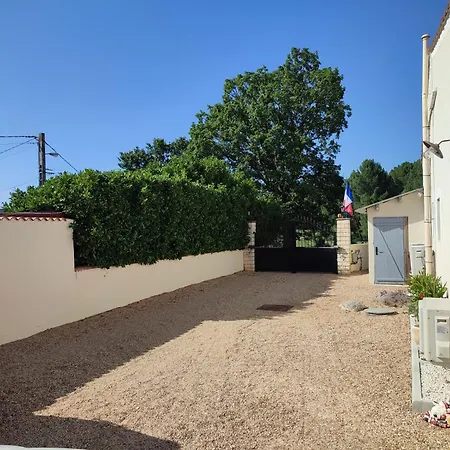 Maison Au Calme * Saint-Quentin-la-Poterie